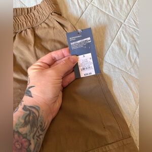 Women’s Mid Rise Relaxed Fit Pull on Cargo Pants